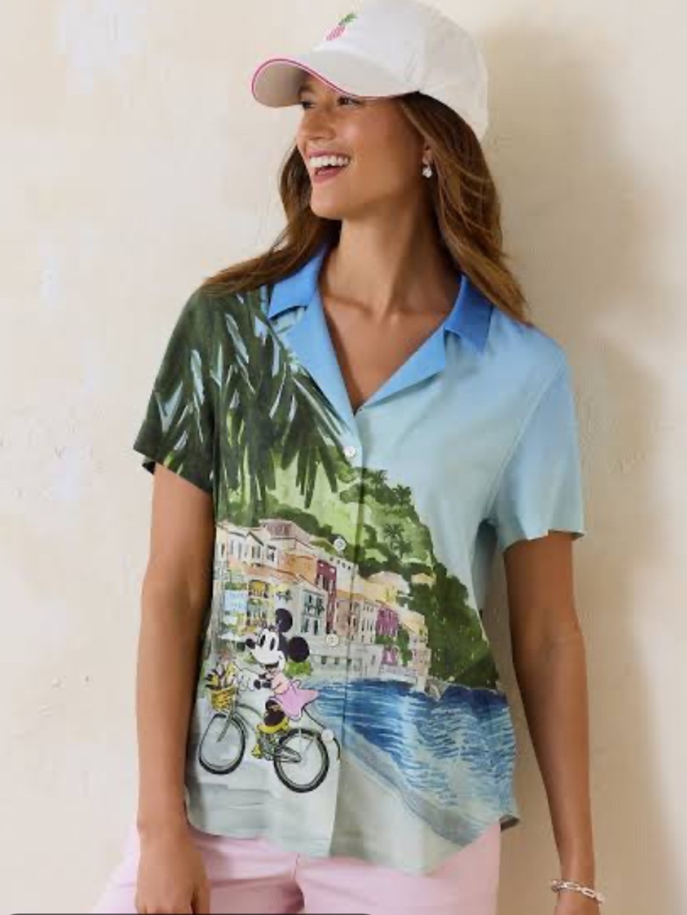 Disney Tommy Bahama Women's
Collared Shirt Silk Blues Greens
SMALL Disney Park
